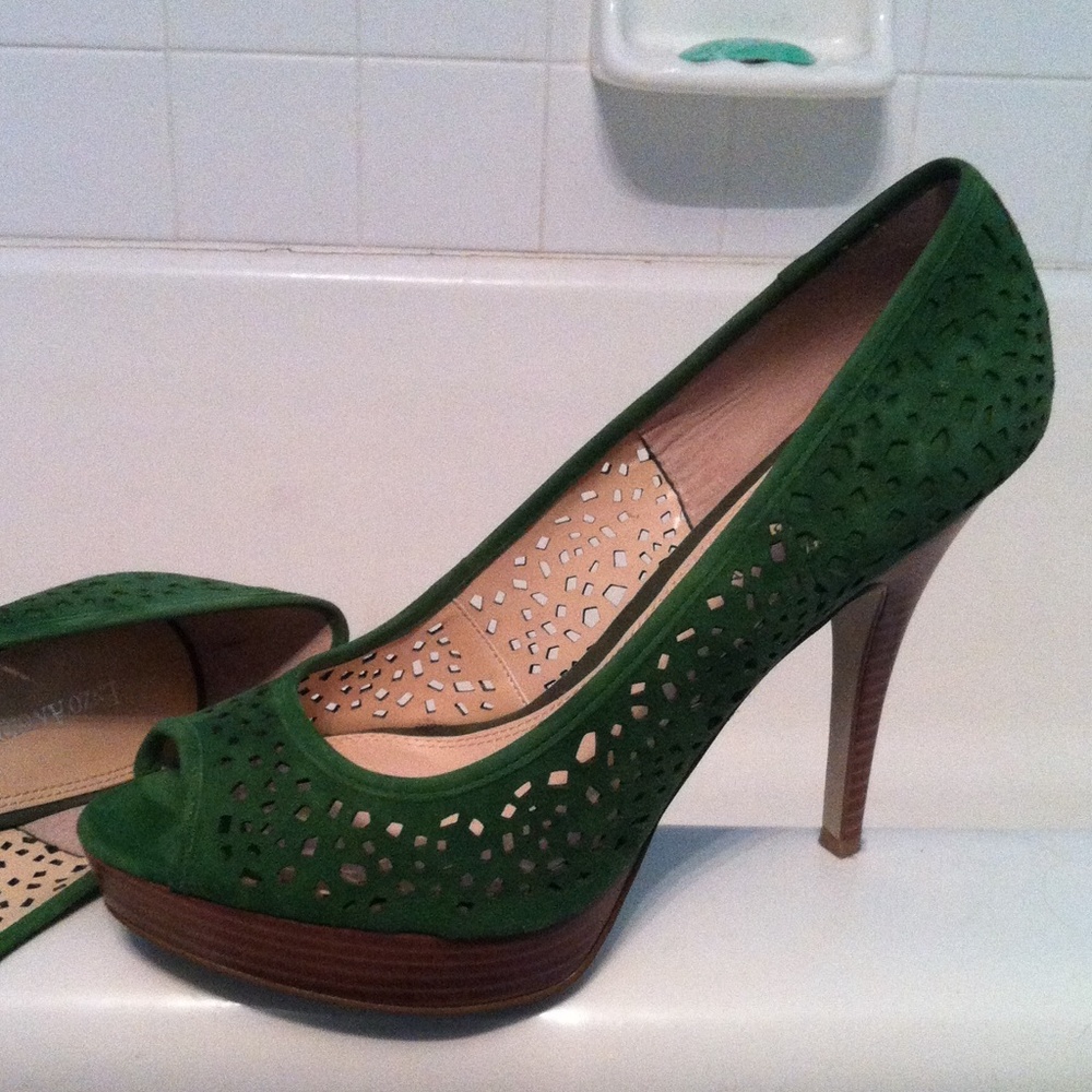 COPY - Green high heels